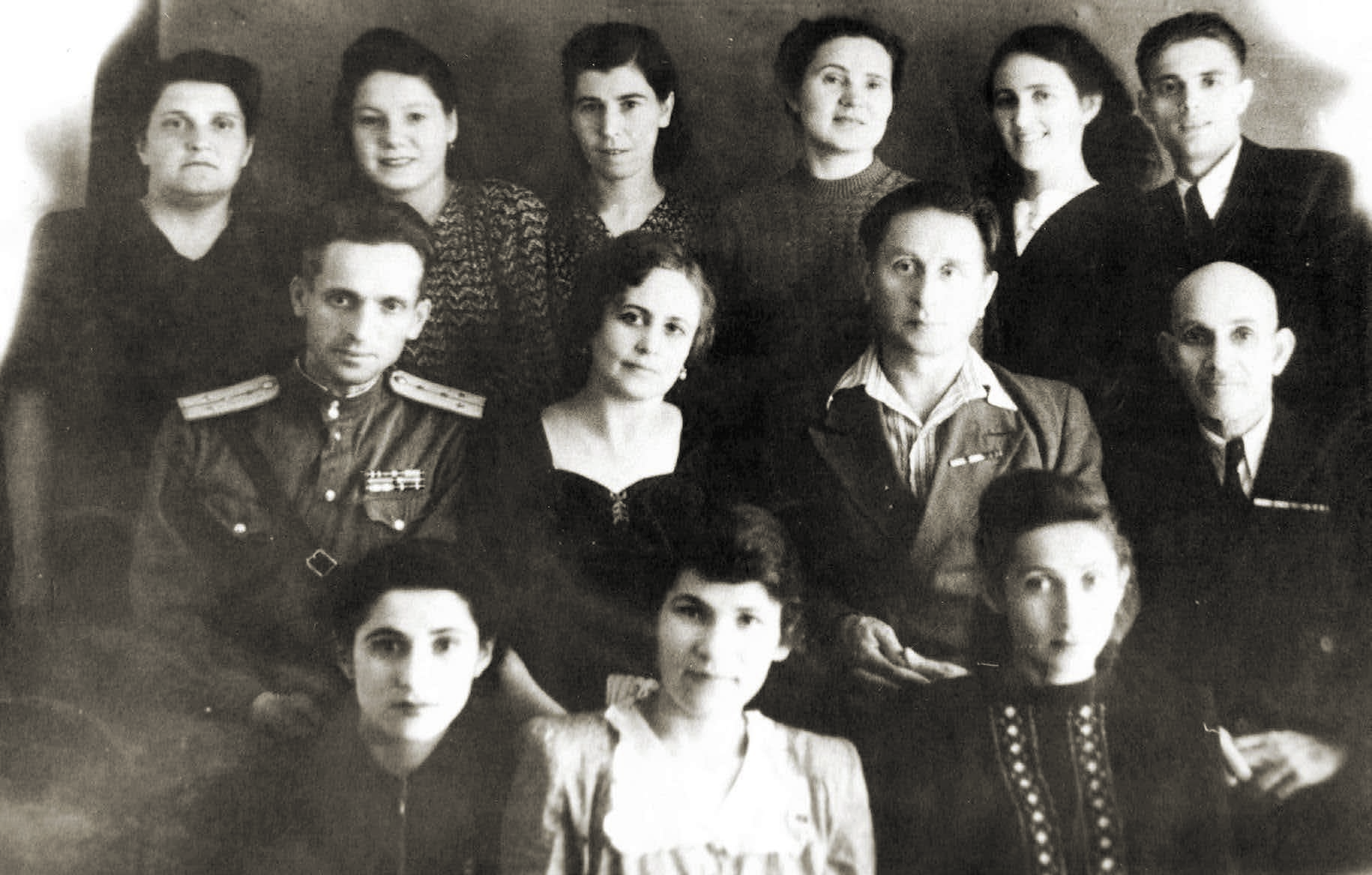 Коллектив училища, 1949 г. (в центре Савченко И. Г.)